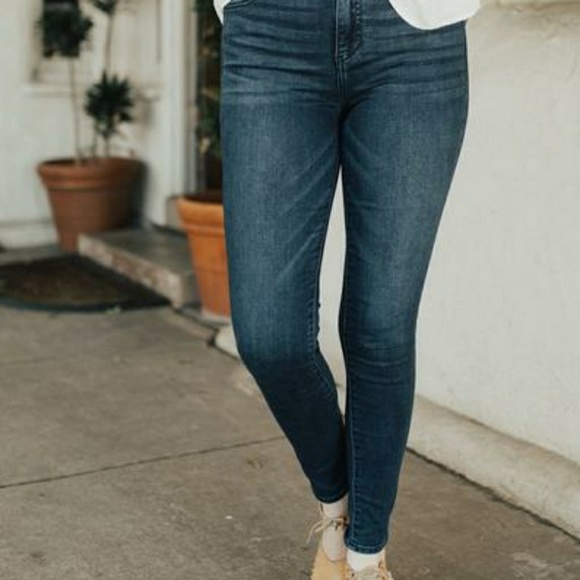 Carly Jean Los Angeles Denim - 💕 Valentines Sale 💕 CJLA Bailey Jeans